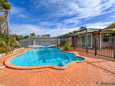 39 Chelmsford Avenue, Port Kennedy WA 6172