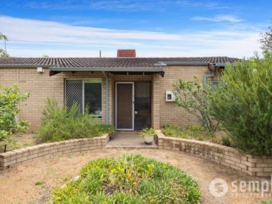 18 Yew Place, Parkwood WA 6147