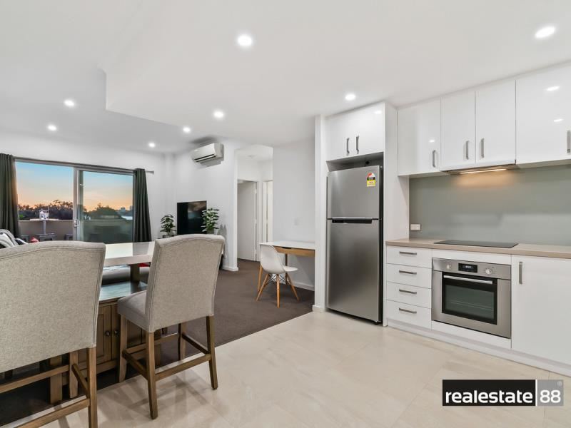 2/1 Stone Street, South Perth