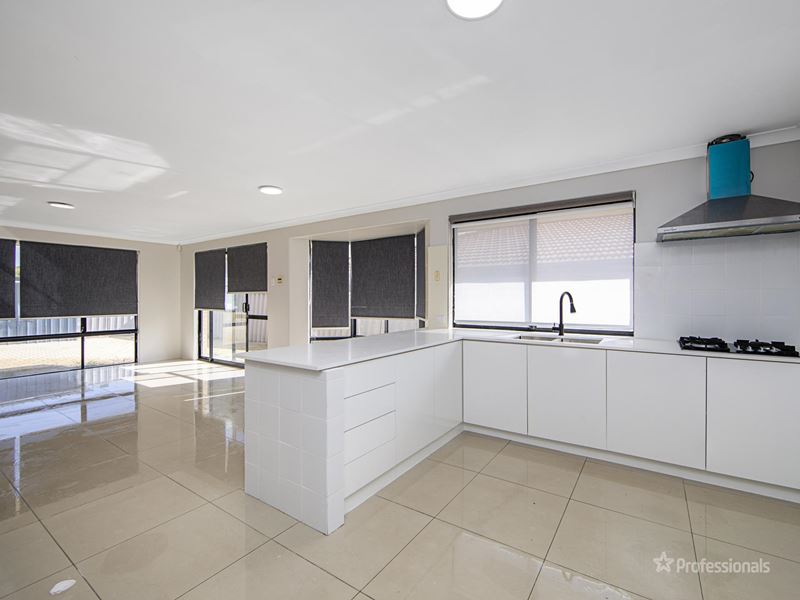 17 Cleveland Court, Marangaroo