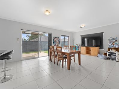 17 Ravensfield Road, Baldivis WA 6171