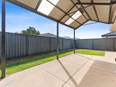 17 Ravensfield Road, Baldivis WA 6171