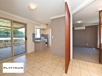 4 Mandarin Court, Craigie WA 6025