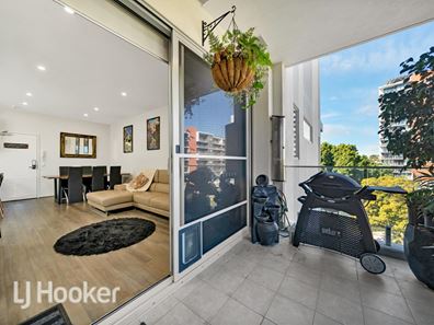 51/8 Hawksburn Road, Rivervale WA 6103