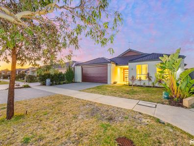 15 Mandalup Road, Haynes WA 6112