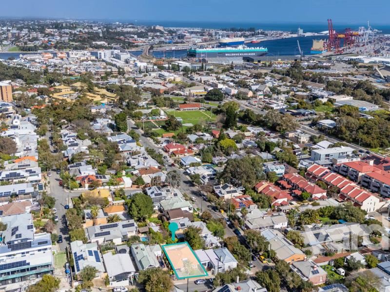 1 Letitia Road, North Fremantle WA 6159