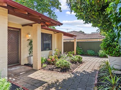 25B Clydesdale Street, Como WA 6152