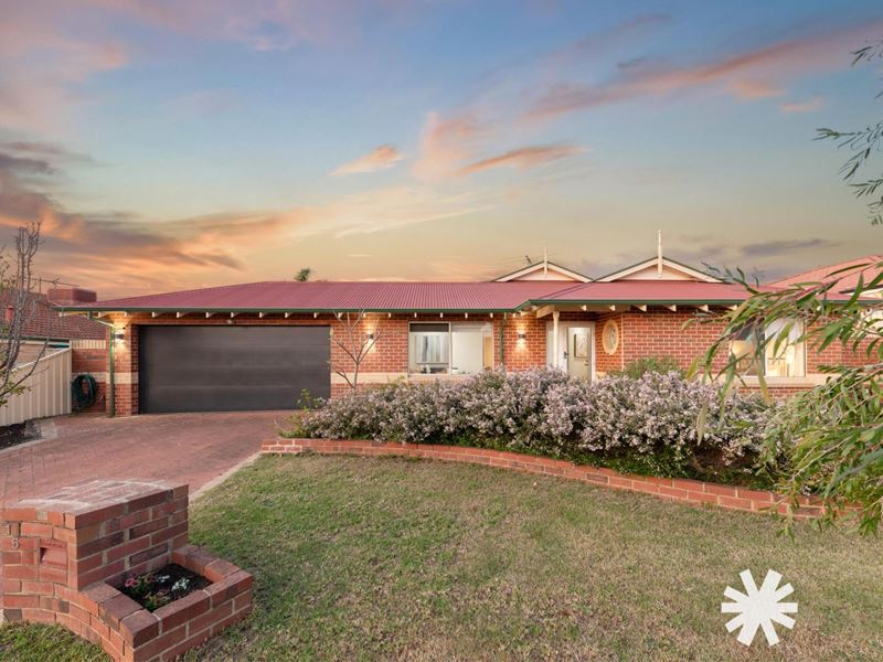 15 Marraboor Place, Success WA 6164