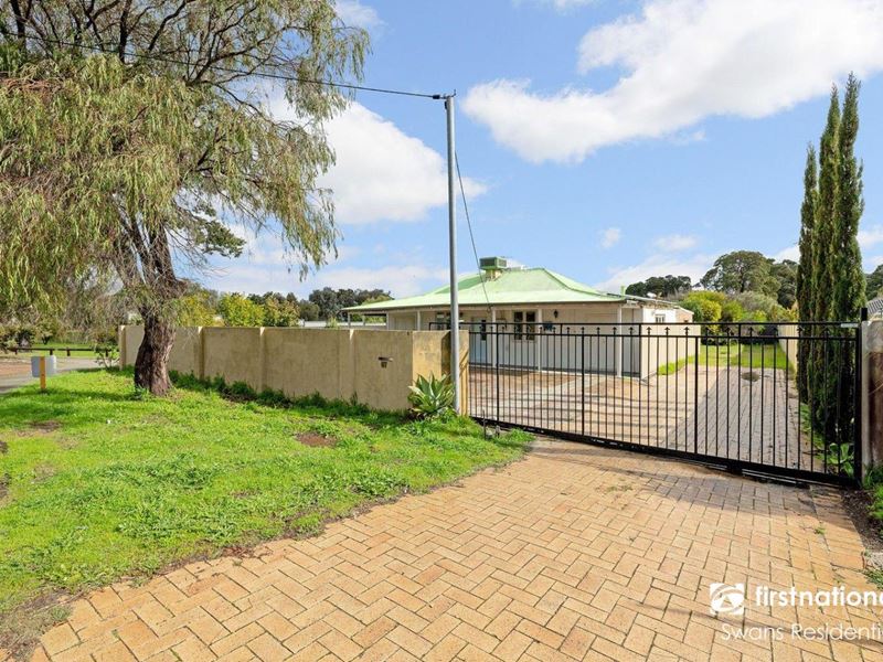 67 Third Avenue, Kelmscott WA 6111