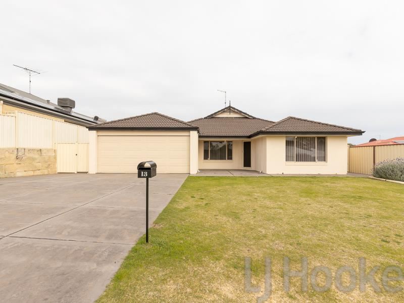 13 Cuballing Retreat, Dawesville WA 6211