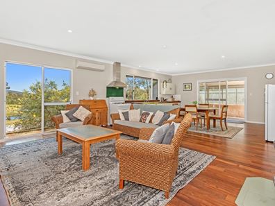 175 Sheoak Drive, Hay WA 6333