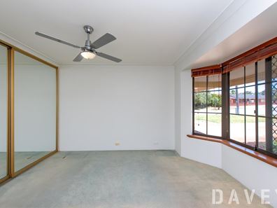 2 Hawk Place, Craigie WA 6025