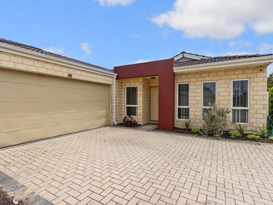 2/20 Crawford Street, Cannington WA 6107