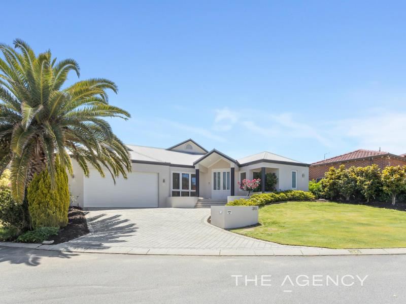 36 Streeton Promenade, Woodvale