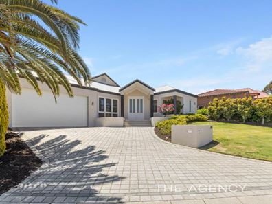 36 Streeton Promenade, Woodvale WA 6026