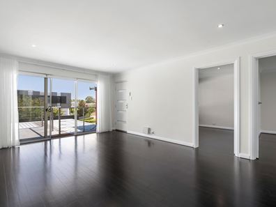 7/101 Matheson Road, Applecross WA 6153