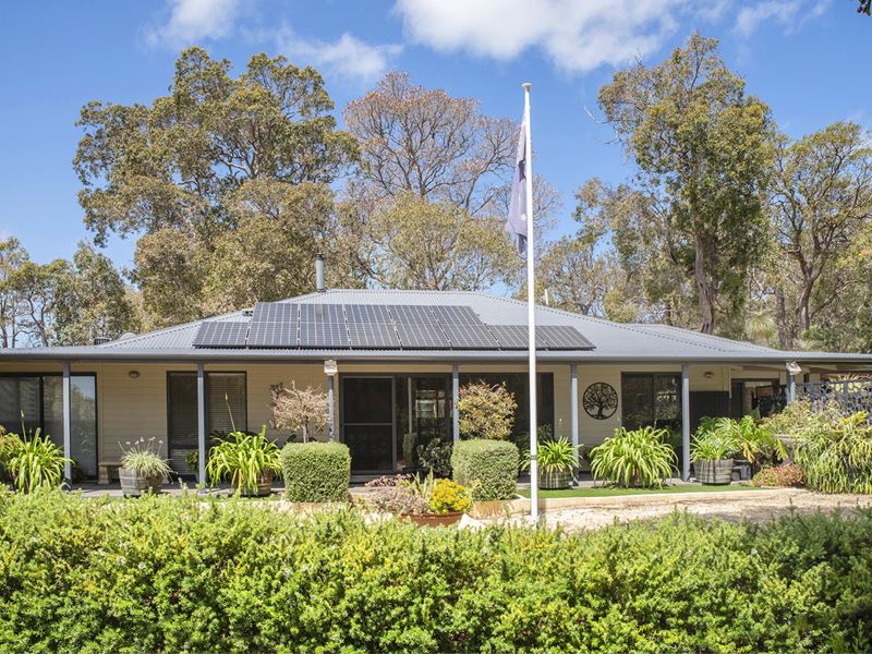 92 Sabina Drive, Molloy Island