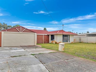 4 Stainer Avenue, Rockingham WA 6168