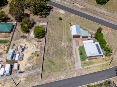 4 McDowell Street, Yarloop WA 6218