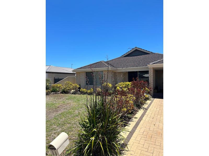 11 Boolok Way, Capel WA 6271