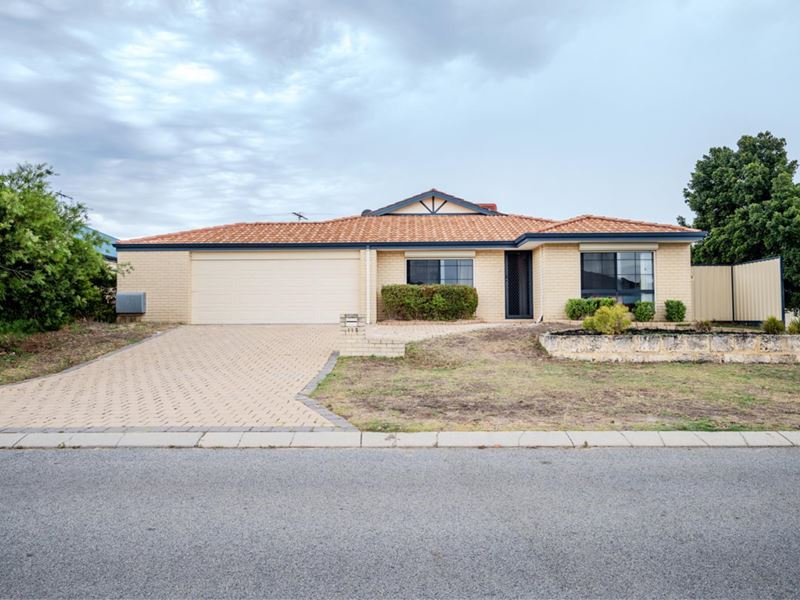 112 St Stephens Crescent, Tapping