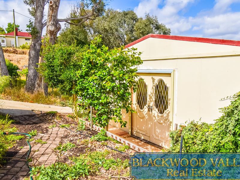 42 Spencer Street, Bridgetown WA 6255