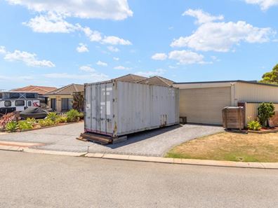 24 Carramup Circle, Port Kennedy WA 6172