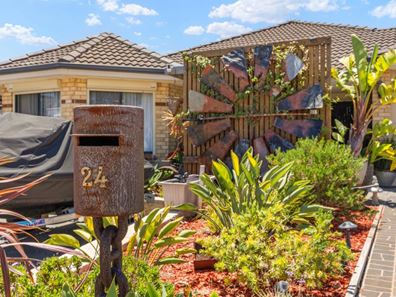 24 Carramup Circle, Port Kennedy WA 6172