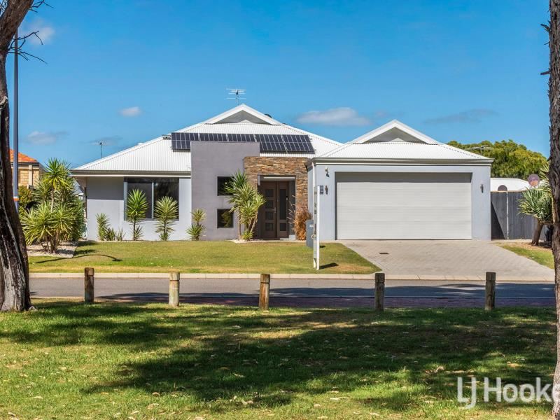 20 Poinsettia Green, Halls Head