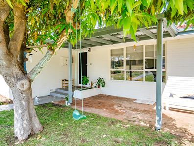 6 Crawford Street, Mandurah WA 6210