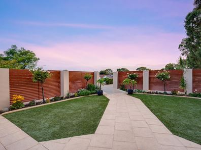 7 Perivale Close, Kingsley WA 6026