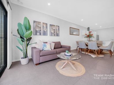 241 Grandis Boulevard, Banksia Grove WA 6031