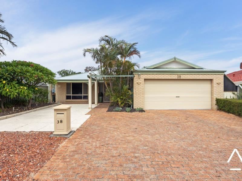 38 Deller Drive, Bibra Lake WA 6163