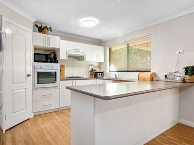37 Evans Street, Boulder WA 6432