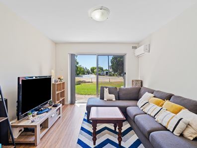 6/4 Minchinson Street, Shoalwater WA 6169