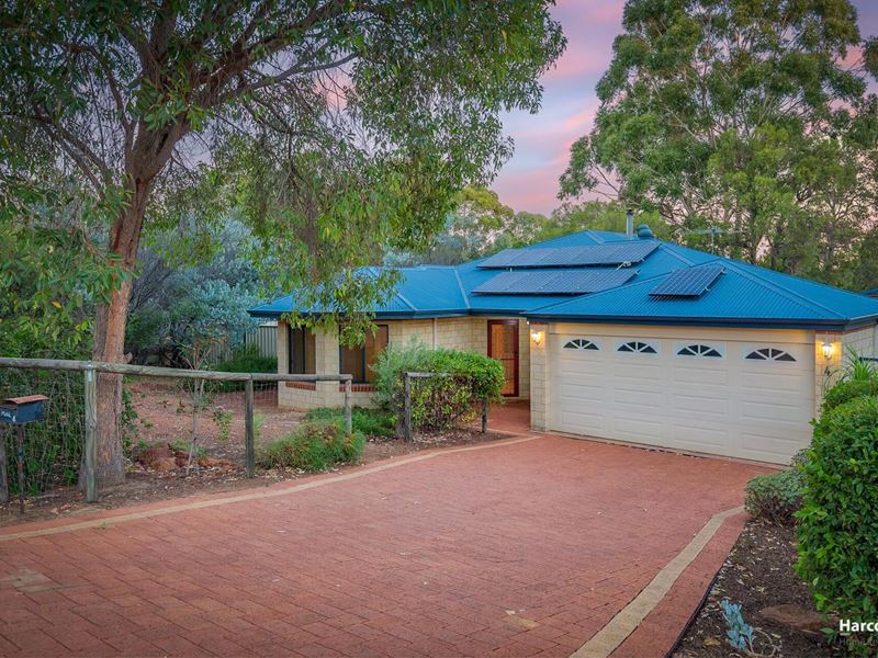 4 Gilmour Road, Roleystone WA 6111