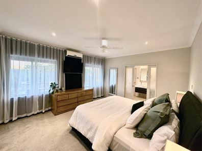 189 Parmelia Boulevard, White Peak WA 6532