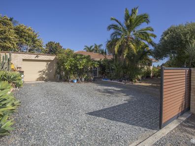 10 Tuart Ridge, Parmelia WA 6167