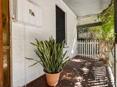 5a Rose Avenue, Bayswater WA 6053