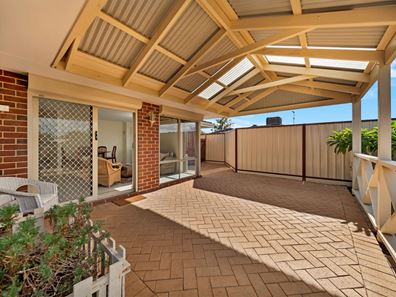 1 RAMSAY GROVE, Woodvale WA 6026