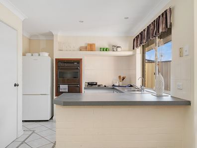 1 RAMSAY GROVE, Woodvale WA 6026