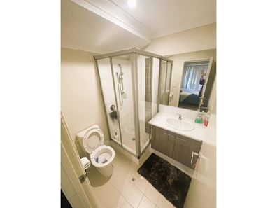 12a Balivanich Loop, Seville Grove WA 6112