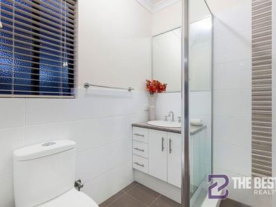 35B Robertsbridge Road, Nollamara WA 6061