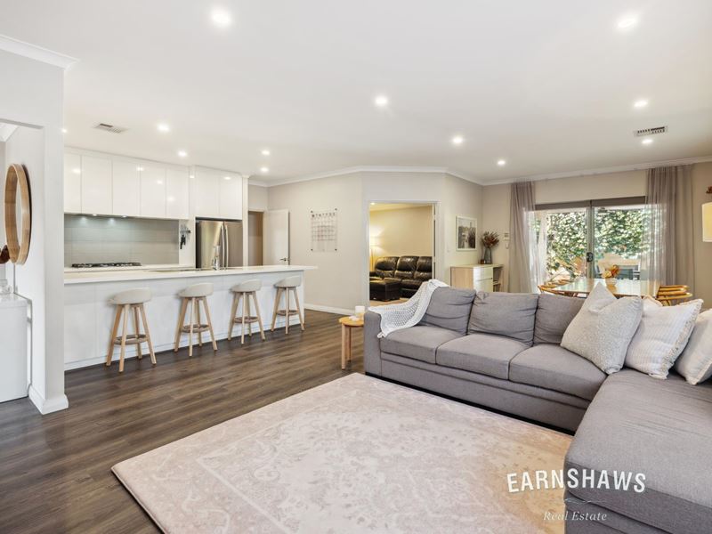 28 Wiltshire Avenue, Jane Brook WA 6056