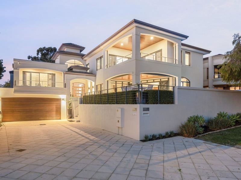 109 Melville Beach Road, Applecross WA 6153