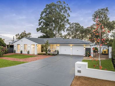 21 Armour Way, Lesmurdie WA 6076