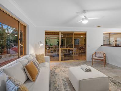 19 Donavon Rise, Murdoch WA 6150