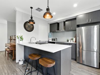 6 Sorbus Lane, Forrestfield WA 6058