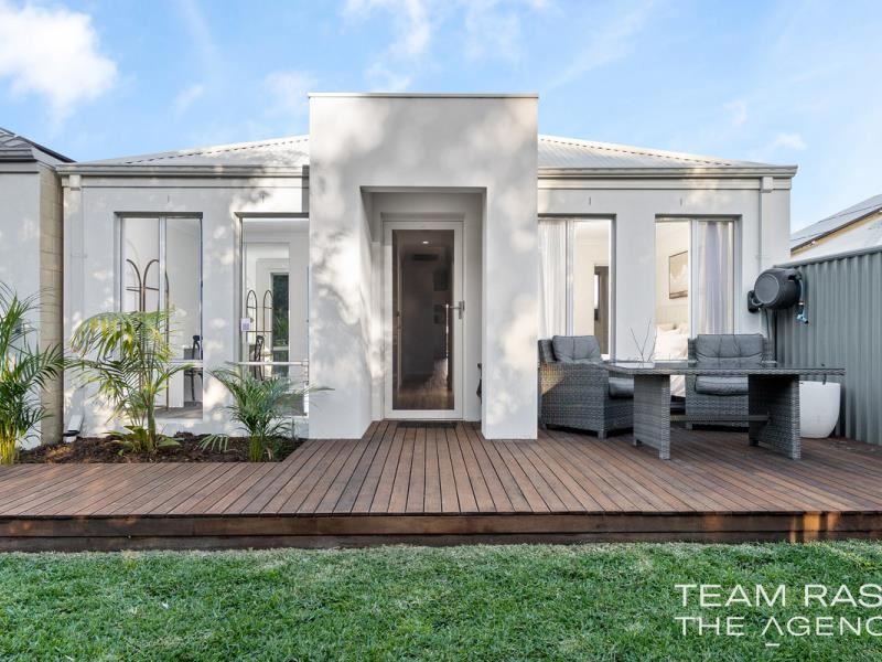 6/3 Darling Chase, Wandi WA 6167