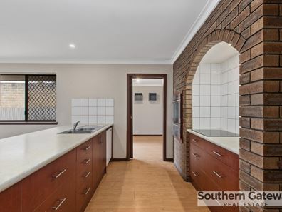 23 McKean Way, Parmelia WA 6167
